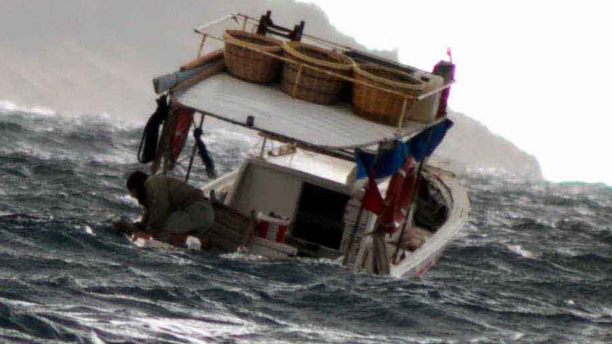 Bodrum’u lodos vurdu, hayat felç oldu