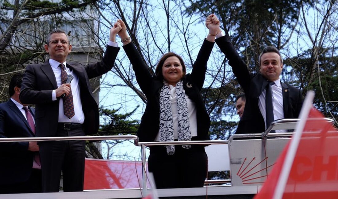 Afyonkarahisar adayı Burcu Köksal'ın