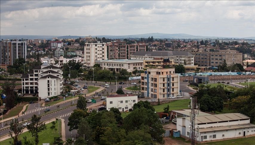 “Ruanda’dan turist sığınmacılar geliyor” iddiaları ardından DMM’den (Dezenformasyonla Mücadele Merkezi) açıklama