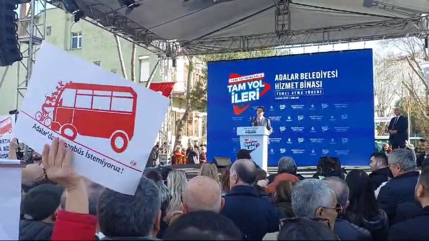 İBB BAŞKANI İMAMOĞLU’NA BÜYÜKADA’DA