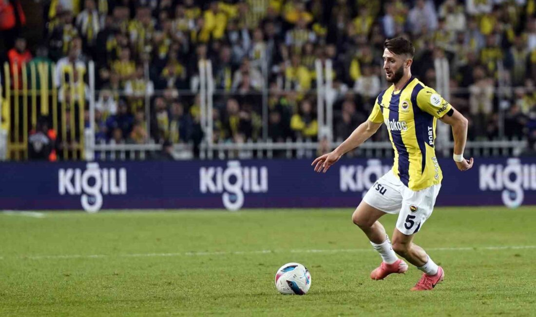 FENERBAHÇE FORMASI GİYEN MİLLİ